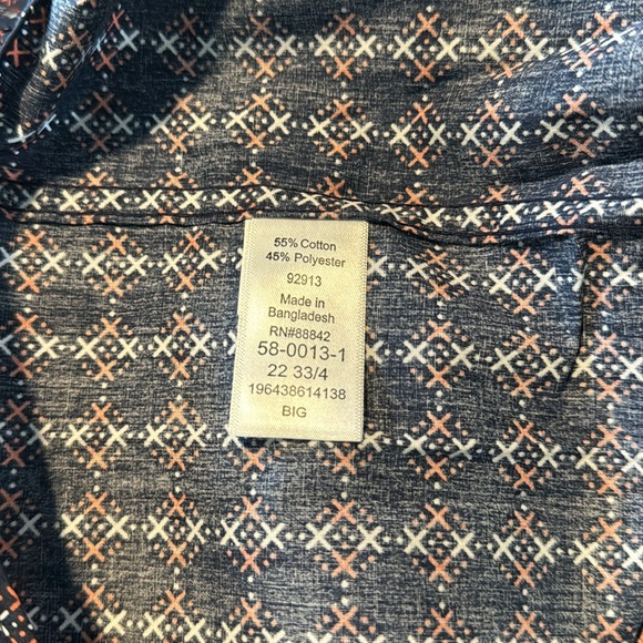 KS Signature Collection Wrinkle-Free Long-Sleeve Button-Down Collar Dress Shirt - Picture 5 of 8